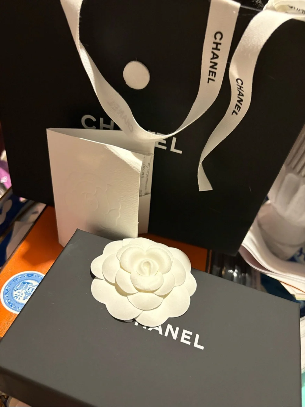Chanel White Quilted Leather Card Holder with Gold Logo